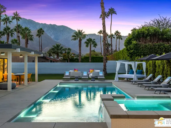 888 E El Conquistador, Palm Springs, CA 92262