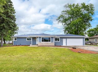 908 S Briggs St, Joliet, IL 60433