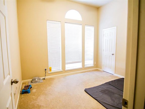 4th image of 9419 Bearden Creek Ln