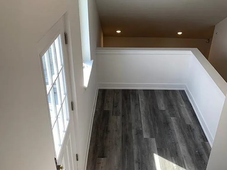 6162 Ridge Ave — Photo 12