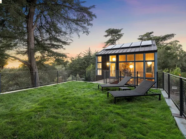 8210 Skyline Blvd, Oakland, CA 94611