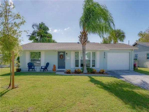 2074 Bayou Grande Blvd NE, Saint Petersburg, FL 33703