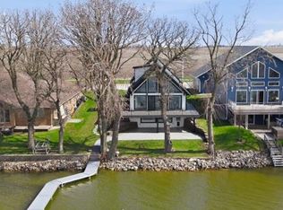 6537 Twin Lakes Rd, Rockwell City, IA 50579