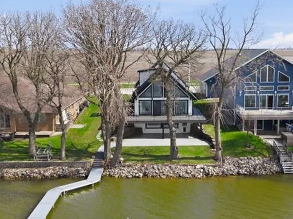 6537 Twin Lakes Rd, Rockwell City, IA 50579