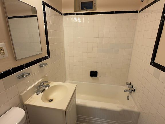 5th image of 21 Kennedy St NW #Dee8ea2c8
