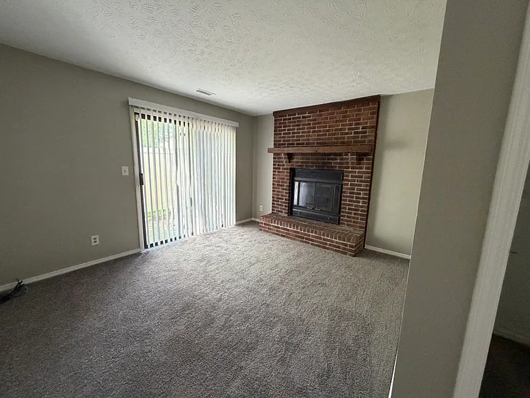 9165 Cinnebar Dr — Photo 10