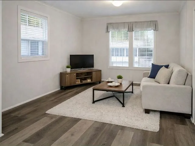5 George St #44 — Photo 4
