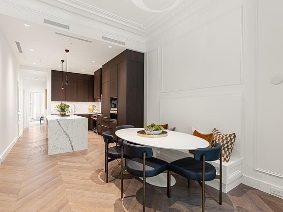 4th image of 260-262 Commonwealth Ave #1B