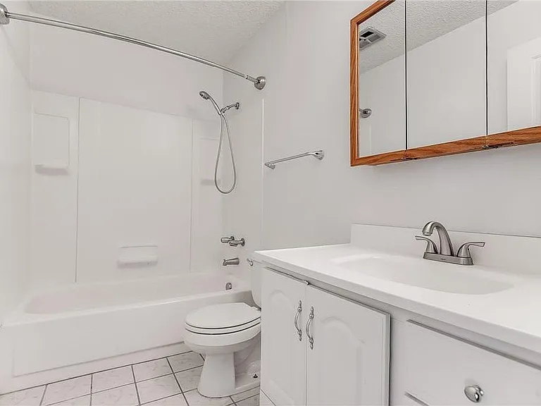1601 N Innsbruck Dr #281 — Photo 6