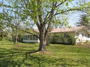 4032 Perry St, Harrison, AR 72601