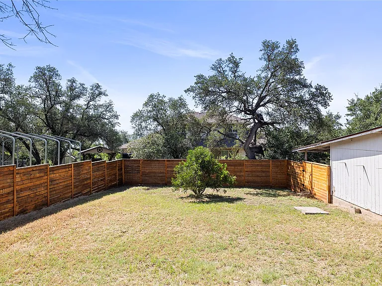 925 Windy Shores Loop — Photo 20