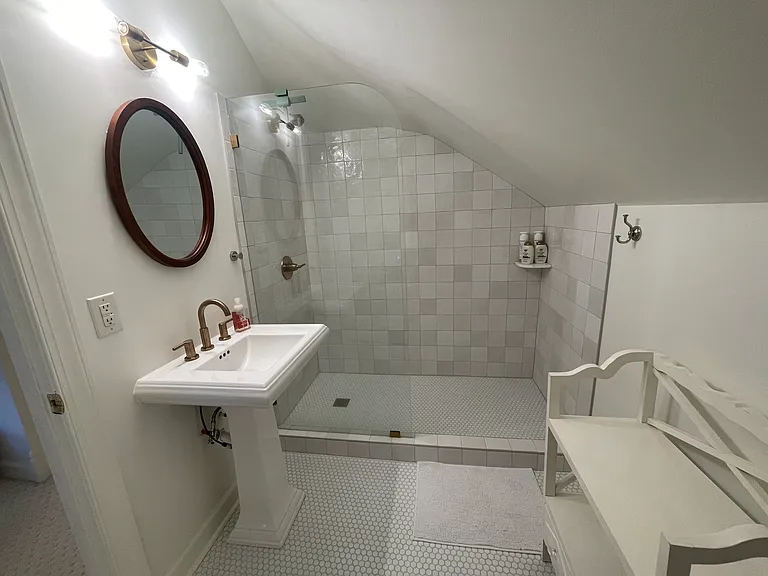 Third Floor Bonus Room Bathroom