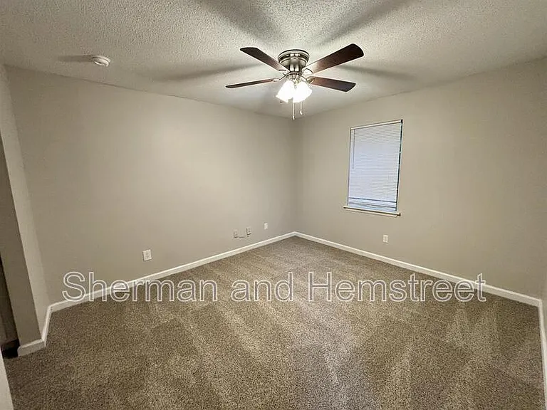 308 Commons Dr #308 — Photo 10