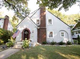 5917 Oak St, Kansas City, MO 64110