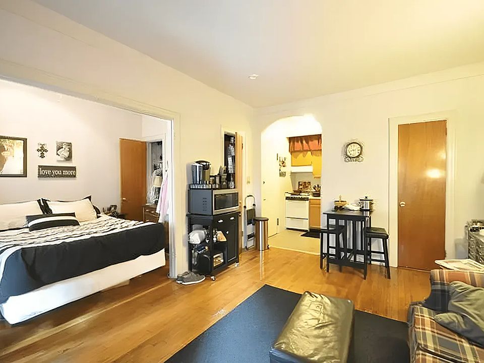 1st image of 1028 2nd Ave APT 3F