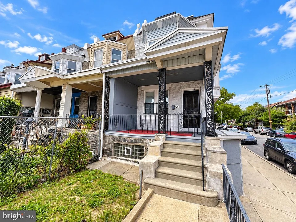 700 S 60th St