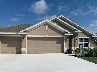 8723 NW Pavia St, Fort Pierce, FL 34951