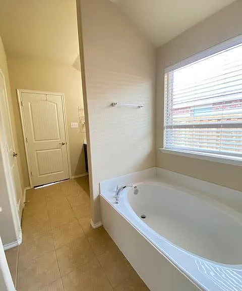 130 Meadow Crest Dr — Photo 15