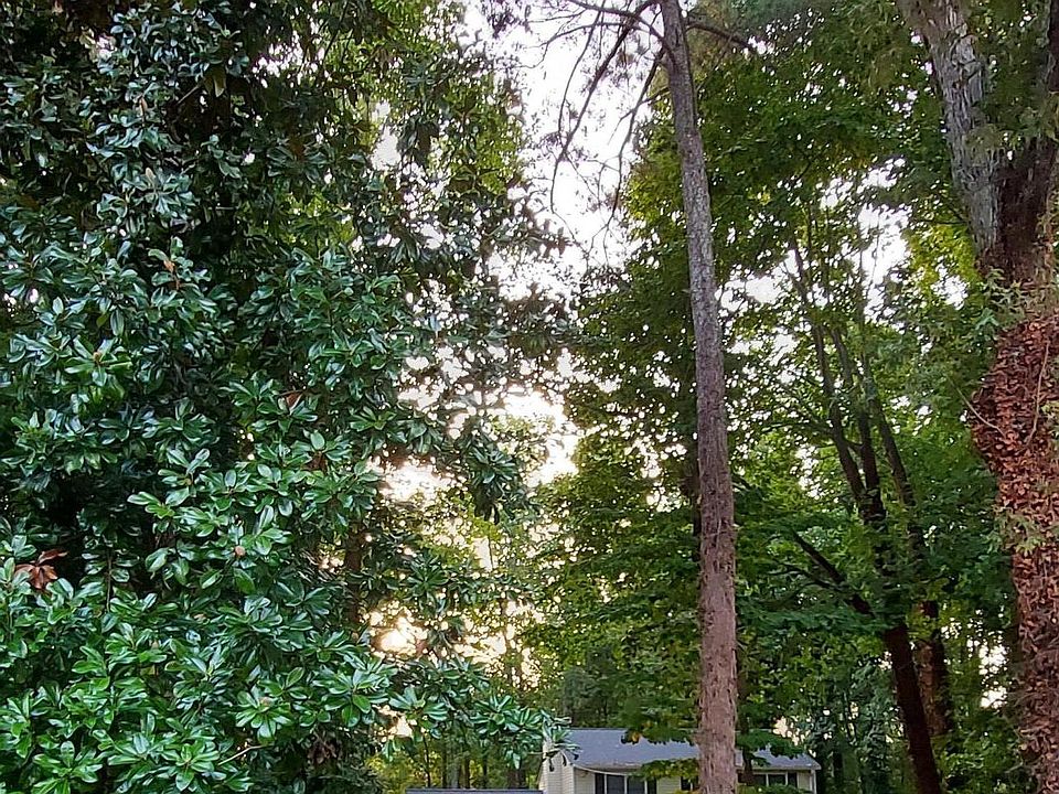 Front view from the curbside