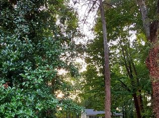 1121 Hershey Dr, Marietta, GA 30062