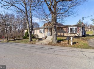 24702 Walnut Ave, Cascade, MD 21719