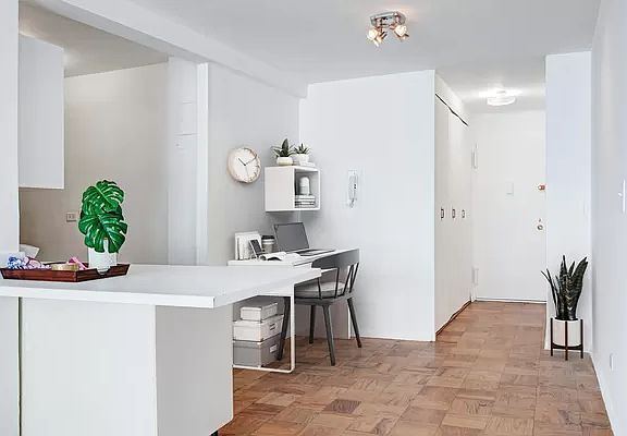 5th image of 85 Livingston St APT 17N