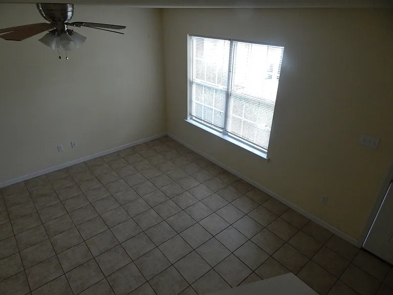 149 W Main St — Photo 4