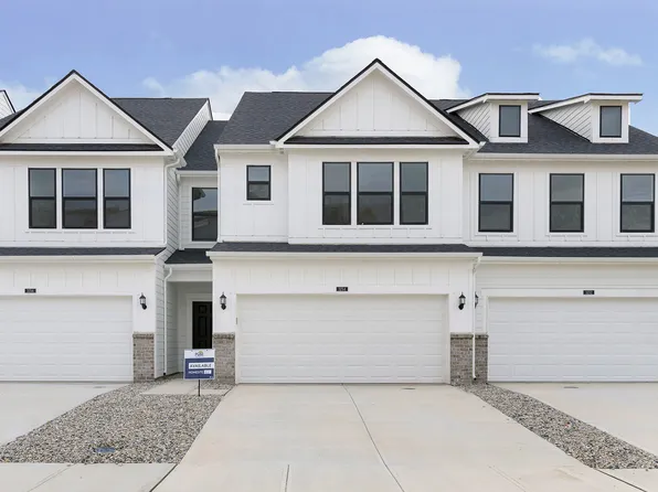 3254 Morab Dr, Zionsville, IN 46077