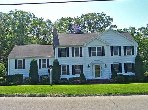 2nd image of 3 Huff Rd
