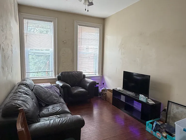 2411 Ohio Ave #2 — Photo 8