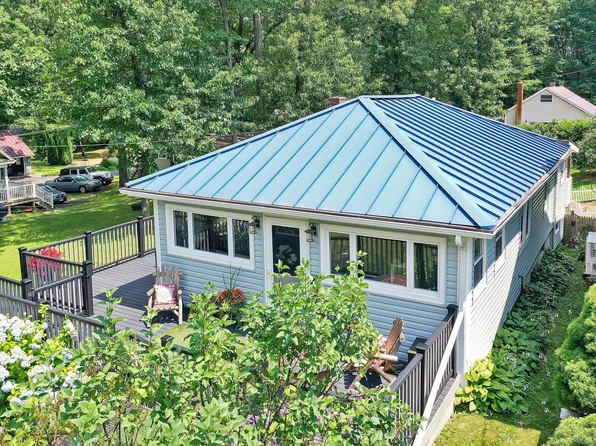 288 Halladay Drive, Suffield, CT 06093