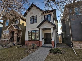 2438 W 25th St SW, Calgary, AB T3E1X6