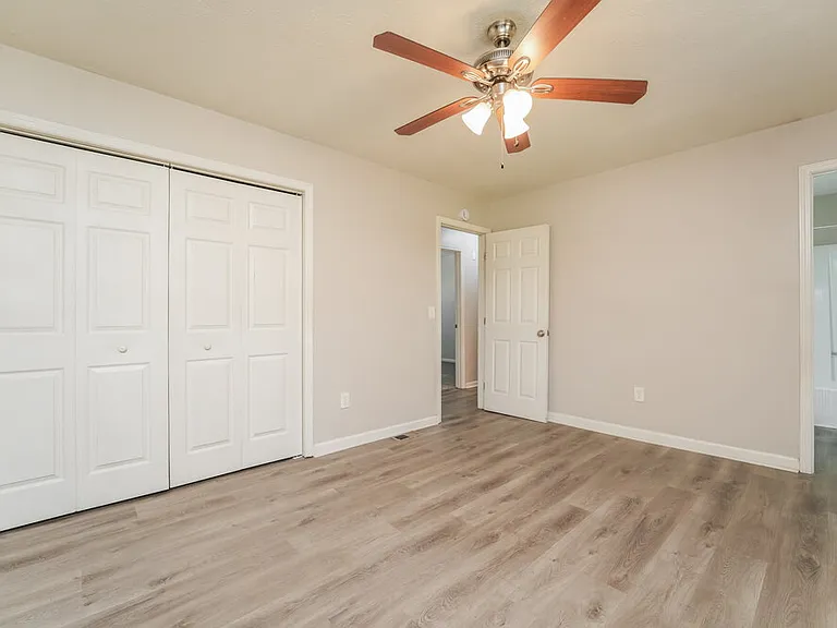 2194 Cherokee Valley Cir — Photo 11