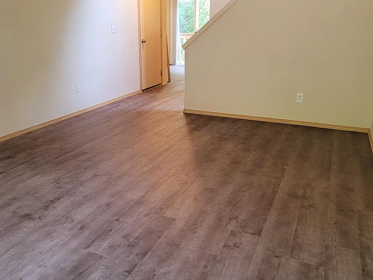 134 Ridgeview Ct — Photo 3