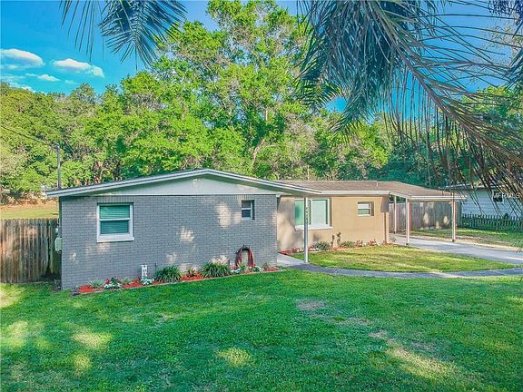 5th image of 8813 Charlie Walker Dr