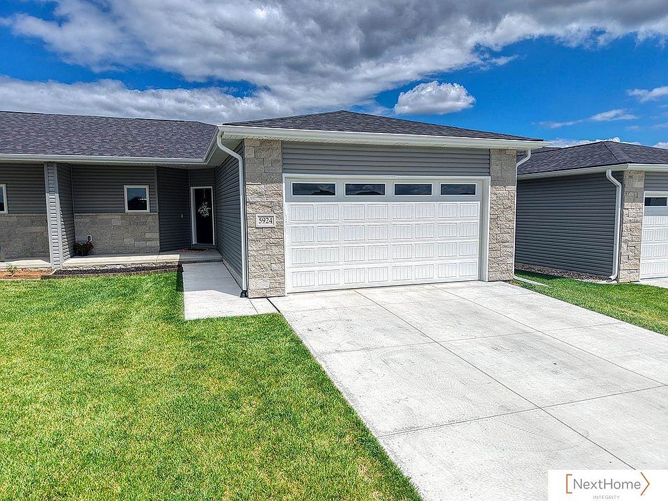 1st image of 5924 Loxton St