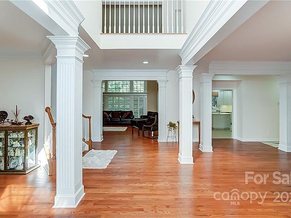 4th image of 5738 Summerston Pl