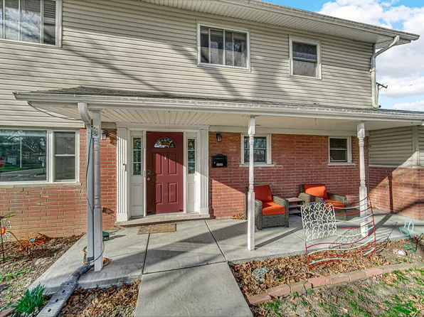 14849 Mission Ave, Oak Forest, IL 60452