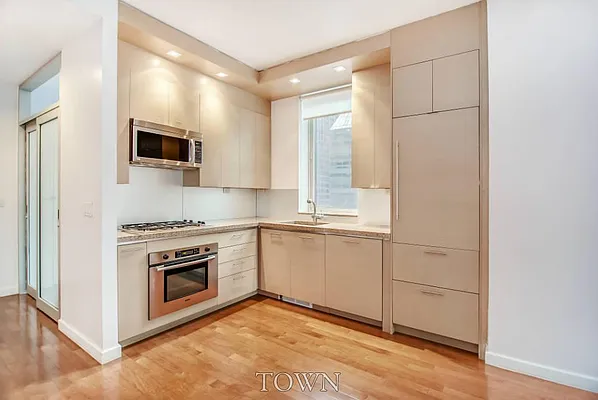 Rented by Town Residential | media 35