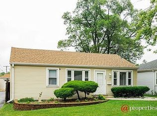4725 Grace St, Schiller Park, IL 60176