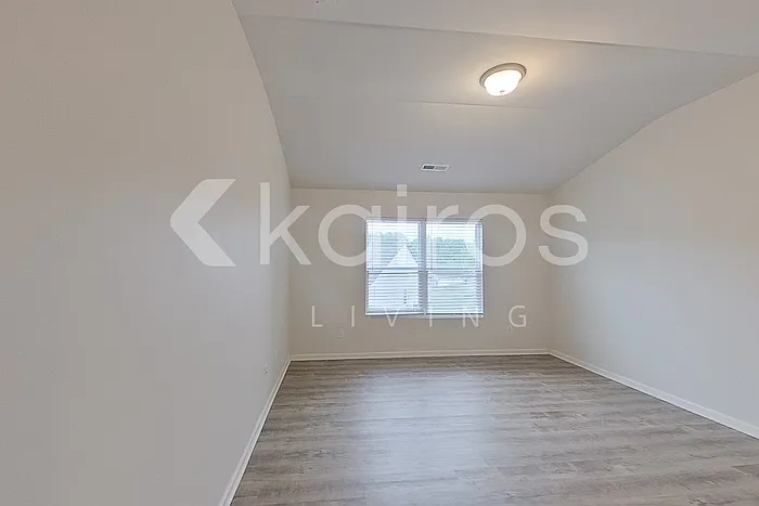 1190 Amberlight Cir — Photo 11