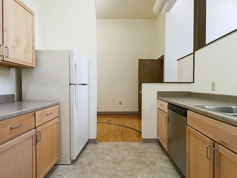East High Apartments — Photo 97