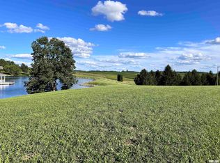 860 Worrell Ln, Winchester, IL 62694