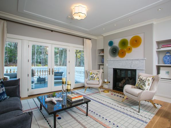 165 Kemble St #2, Lenox, MA 01240