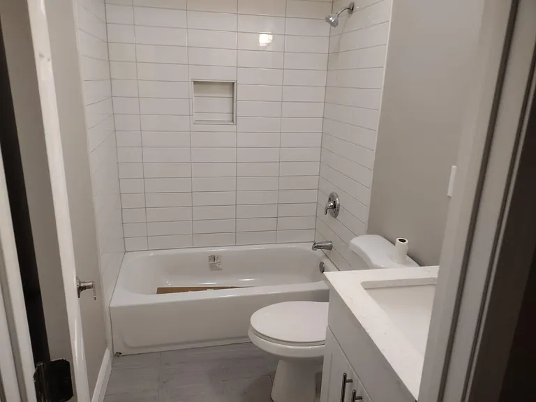 1737 W Wallen Ave #1 — Photo 3