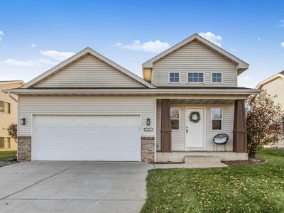 1156 Orchid Dr NE, Sauk Rapids, MN, 56379