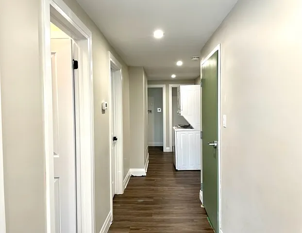 370 Edgehill Dr #2 — Photo 2