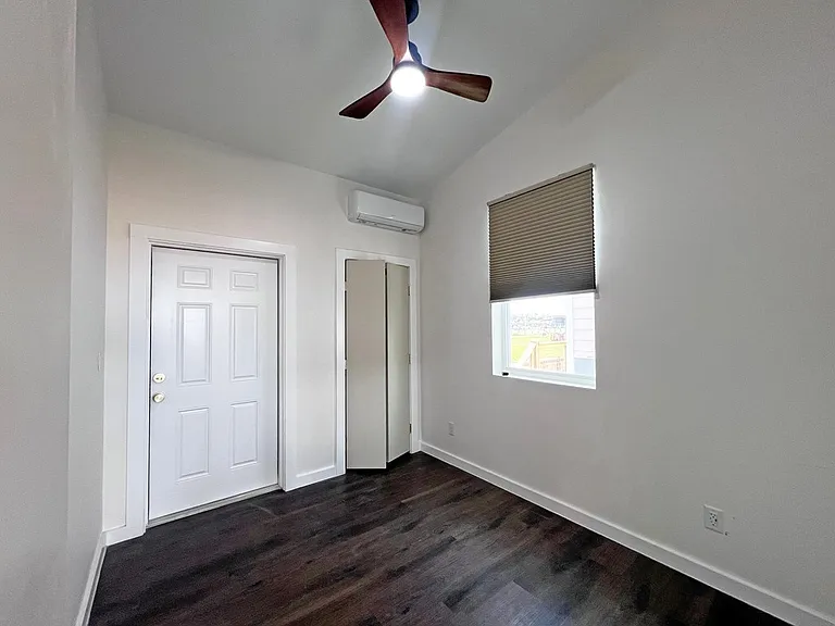 110 Landry Cir — Photo 9