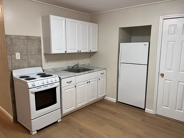 320 Skinner Blvd #320 — Photo 11
