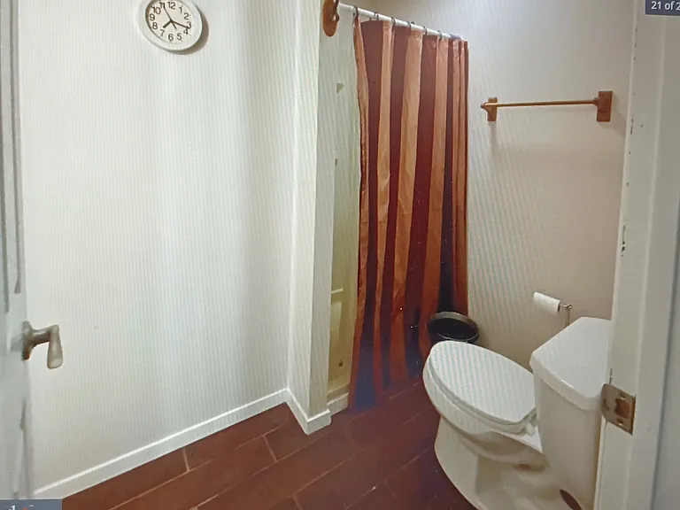 10663 Glen Hannah Dr — Photo 9